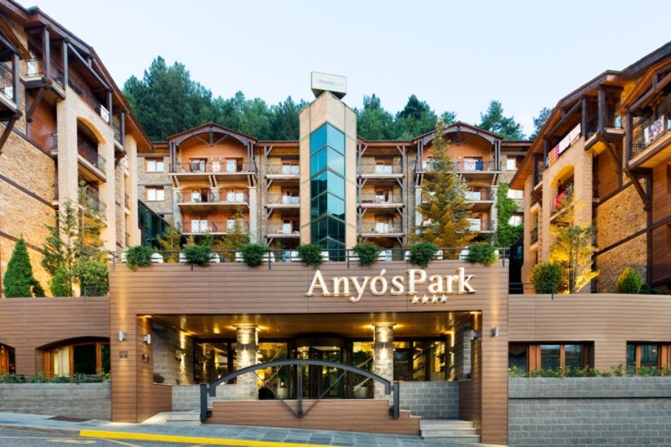 Anyospark Mountain & Wellness Apartahotel 4*